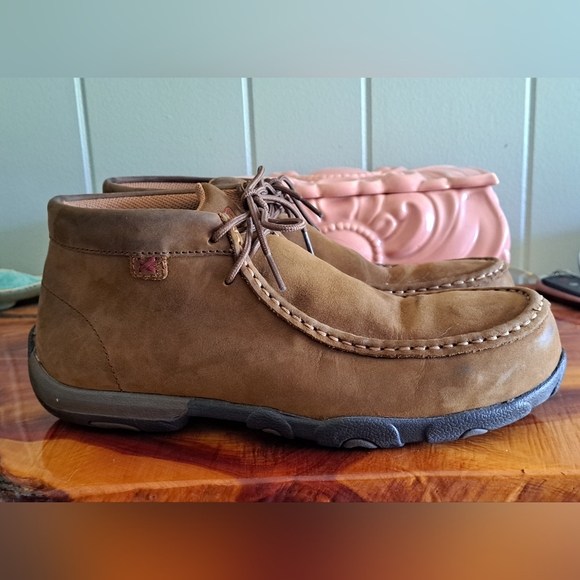 Product Name: Twisted X Women's Driving Moc Work Shoes - Steel Toe Size 9 - Picture 3 of 5